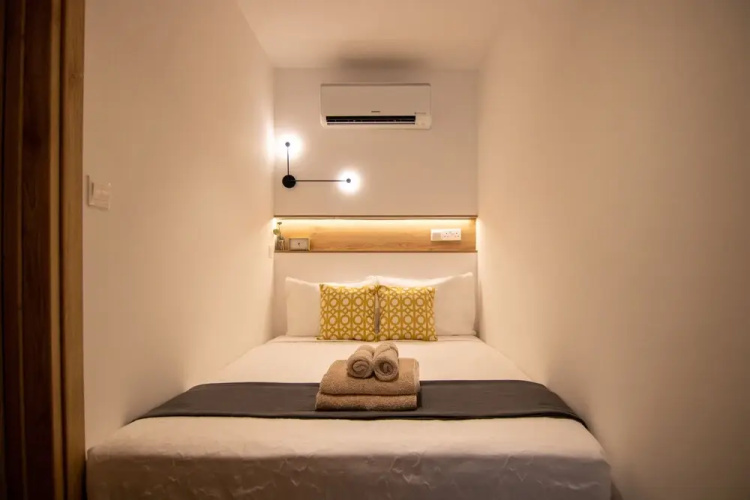 Phaedrus Living: Seaview Studio Suite Lighthouse 52