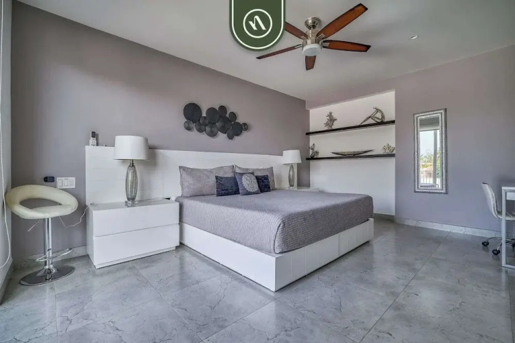 Centric 2BR Condo- Balcony - Rooftop Pool