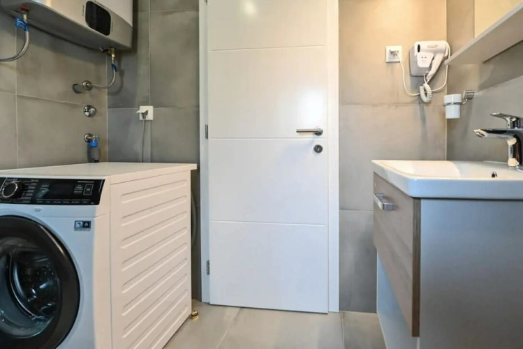 2 Bedrooms Deluxe Apartment