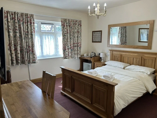Deluxe Double Basement room