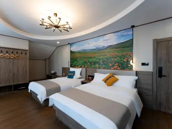 Hemuqi Mountain Villa