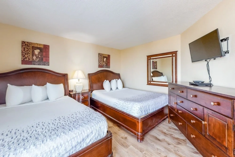 1 Bedroom Standard Quadruple room with balcony and oceanfront