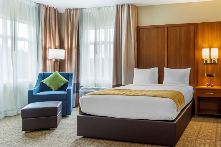 Double Suite