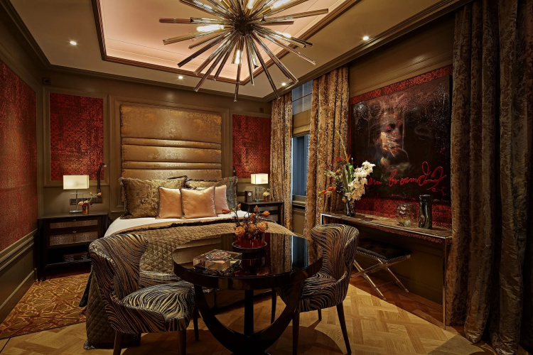 Hotel TwentySeven