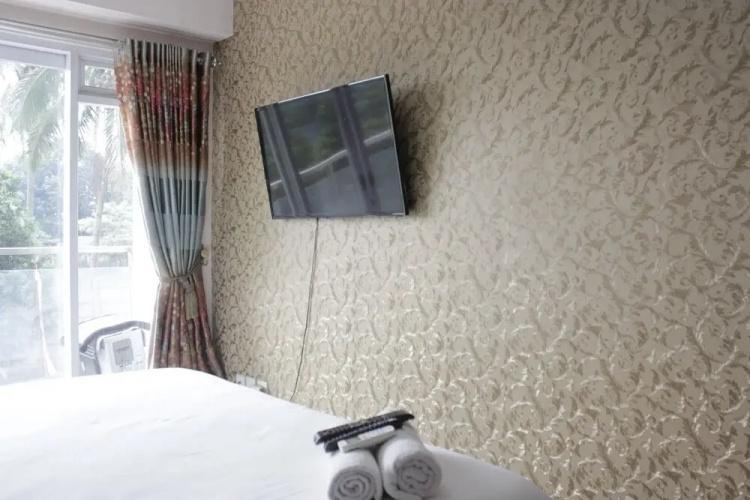 Cozy And Chic Studio Room At Gateway Pasteur Apartment