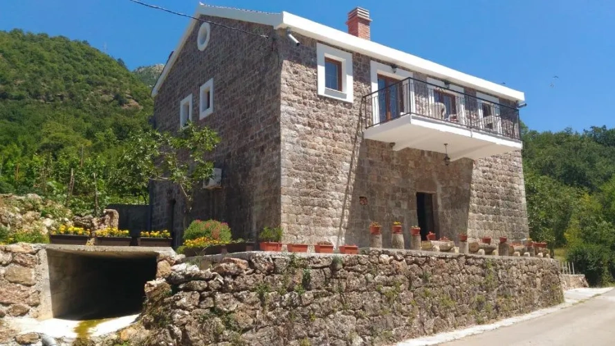 3 Bedrooms Apartment with balcony and with view