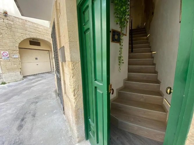 1 Bedroom Deluxe Apartment with balcony