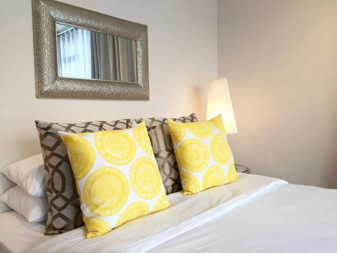 Four Seasons Apartments