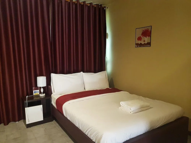 O-Rich Gold Hotel
