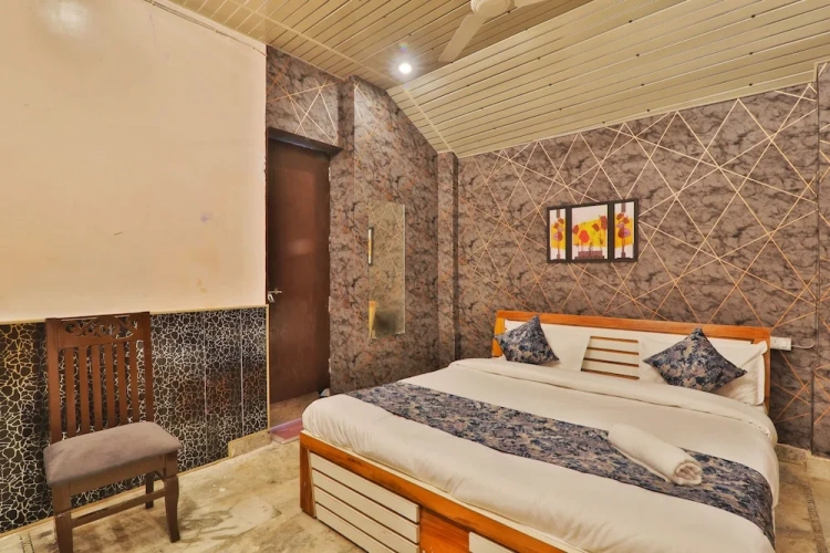 Classic room