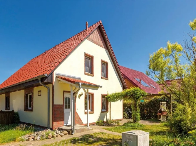 2 Bedrooms Cottage