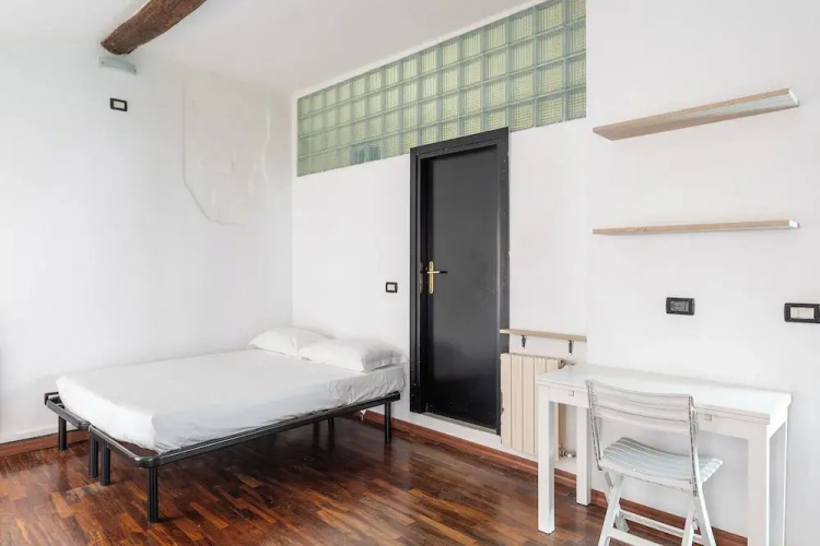 Studio Malcontenti con terrazzo
