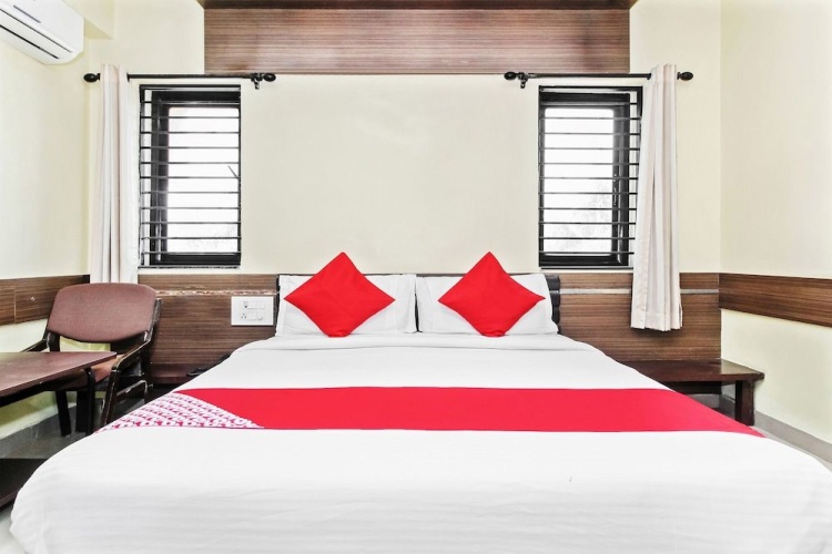 Hotel Megharaj