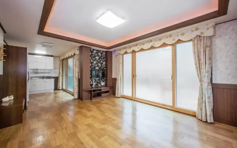 Standard Family room