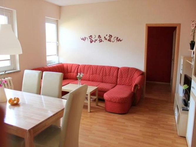 3 Bedrooms Apartment