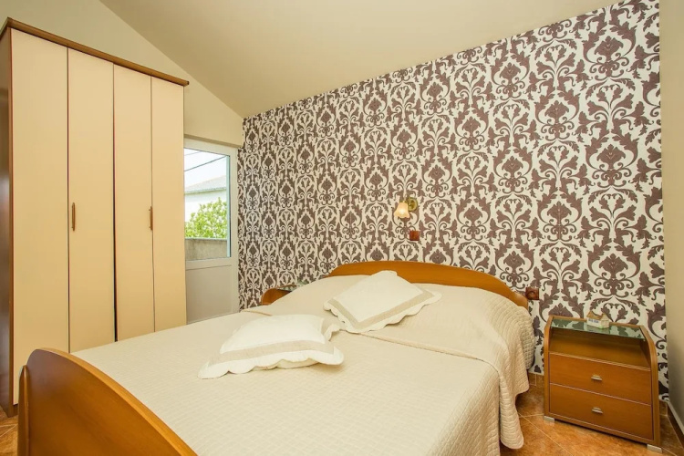 Apartments Nada Palit