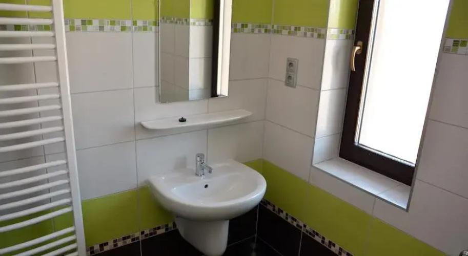 Mirzsó Apartmanház