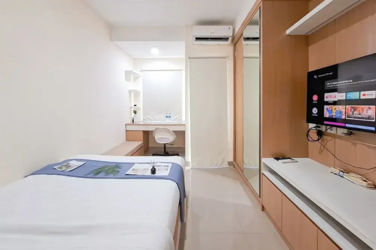 Urban Minimalist Studio Apartment At B Residence