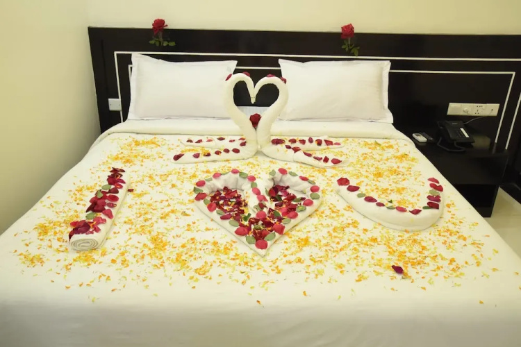Hotel Elaf International