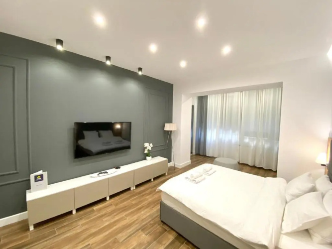MONI Downtown Luxury Apartments