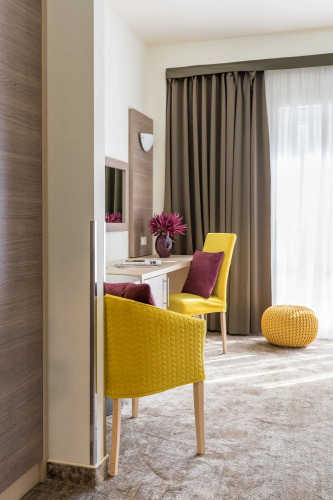 Hotel MondoOver view