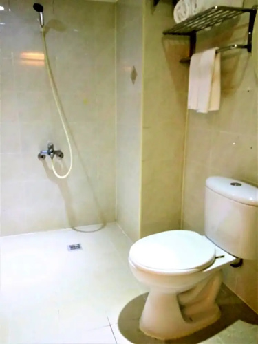 Art House Double Room-Sunflower