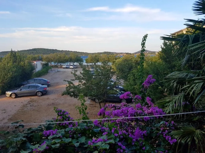 1 Bedroom Apartment with sea view
