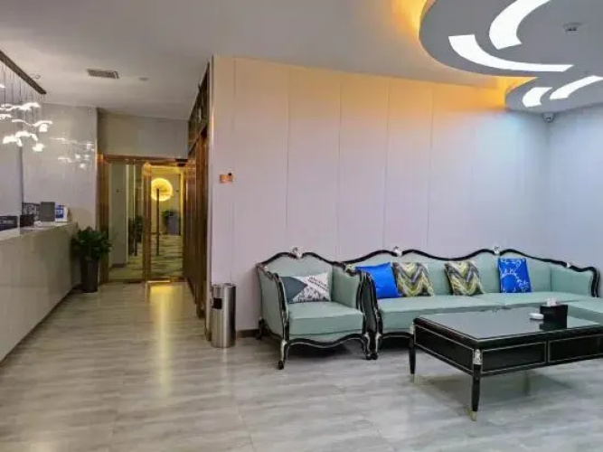Hua Deng Hotel