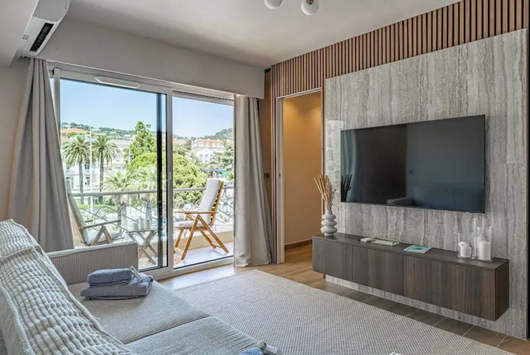 Apartment for 4people in Martinez