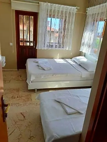 adalis hotel
