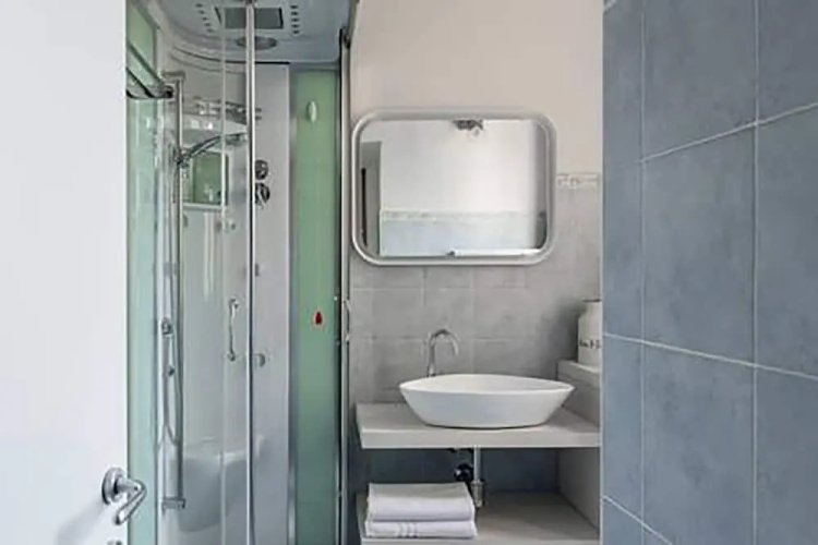 Domus