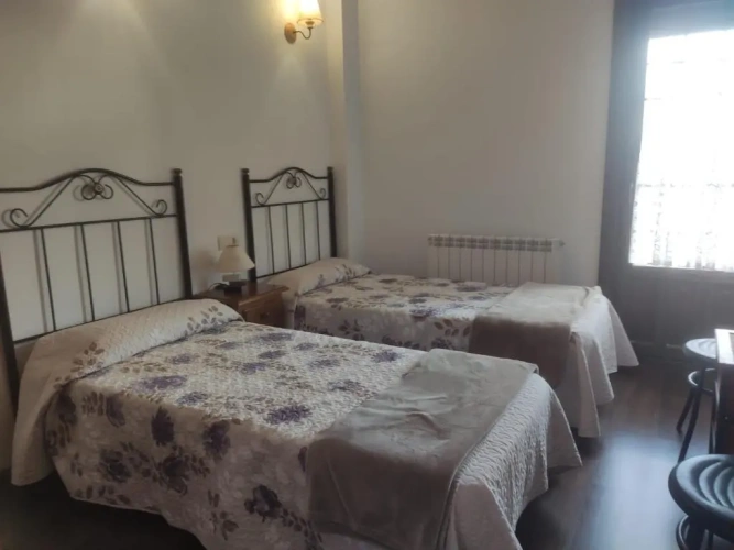 3 Bedrooms Apartment