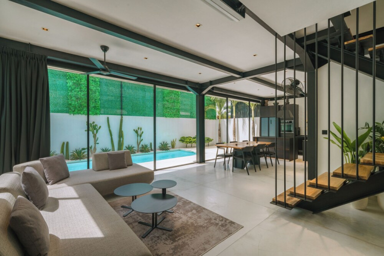 Villa Vantage 2