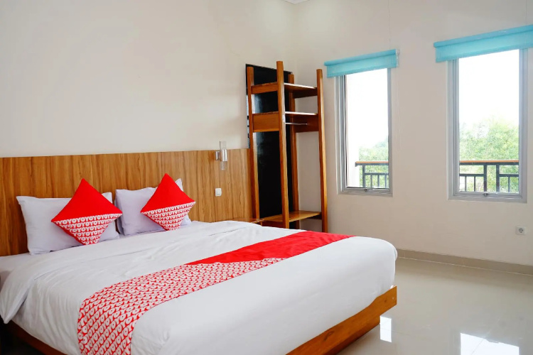 Capital O 399 Kelayang Beach Hotel