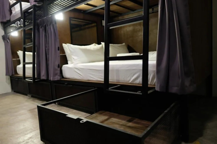 Sleep Here Hostel