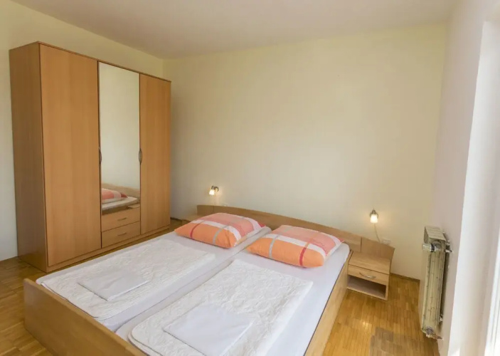 Apartments Jelka