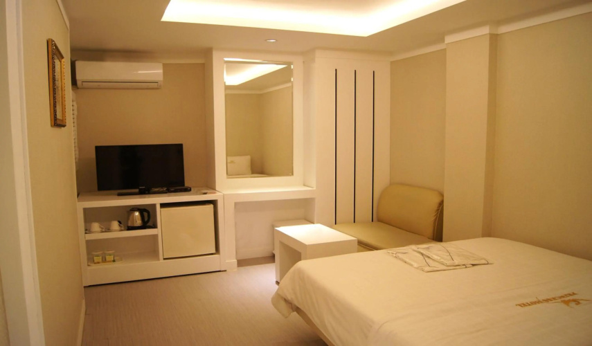 Princess Hotel