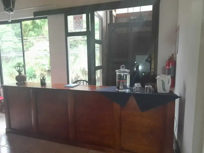 Alisson Hotel & Restaurant