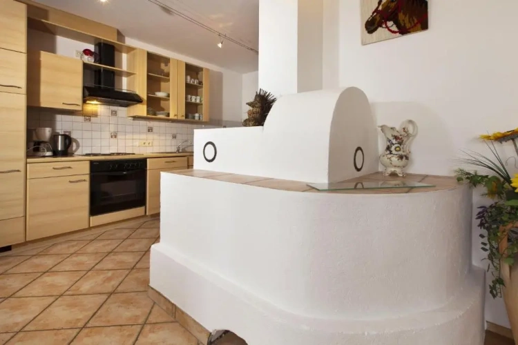3 Bedrooms Apartment