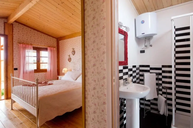 1 Bedroom Bungalow with view