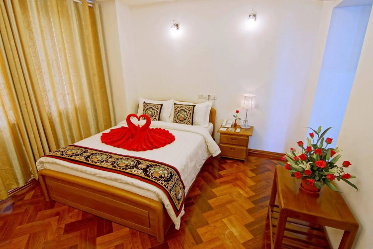 Hotel 76