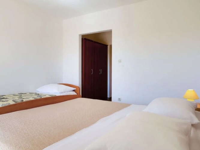 Apartment Dora Spiez 39648