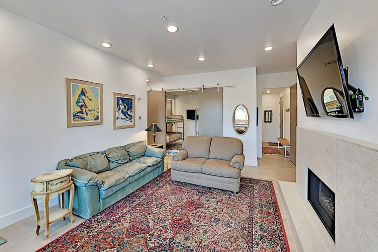 2752whmr 3 Bedroom Townhouse
