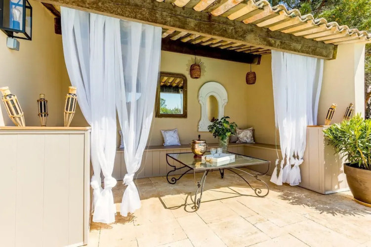 Les Secrets d'Aix Les roulottes