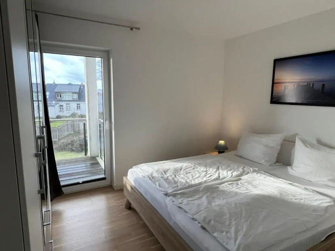 Modernes Apartment mit See- und Stadtblick