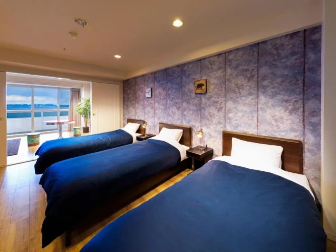 2 Bedrooms Deluxe Quadruple Suite with ocean view