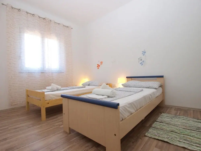 Apartment 1403