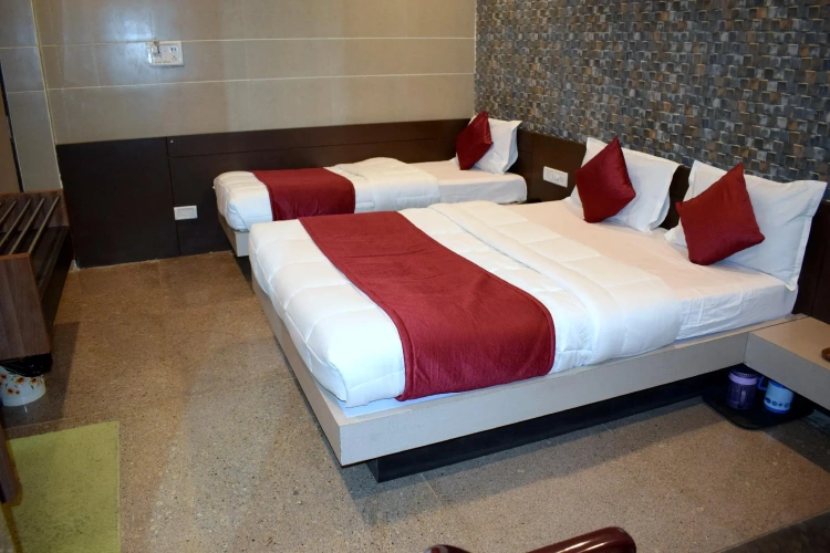 Deluxe Triple room