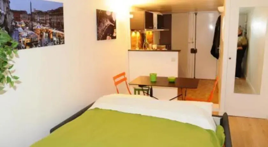 Studio rue de Montmartre
