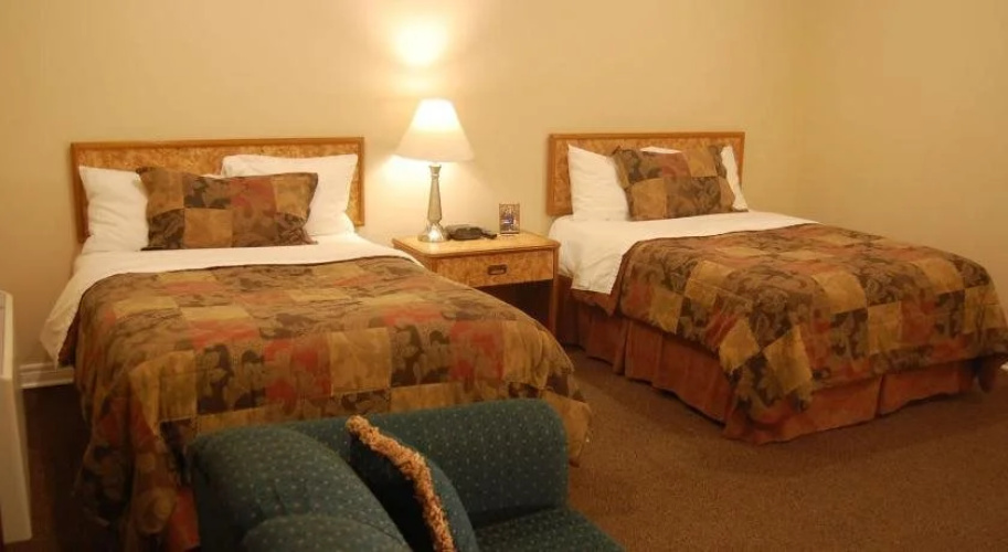 Barons Motor Inn